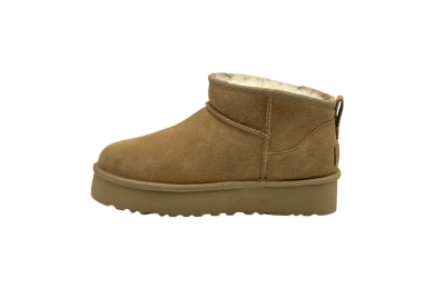 UGG Classic mini 'Sand'