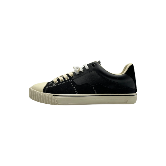Maison Margiela New Evolution Black