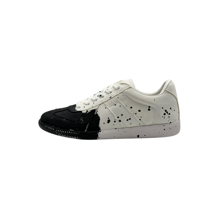 MAISON MARGIELA Replica 'white/black' textile