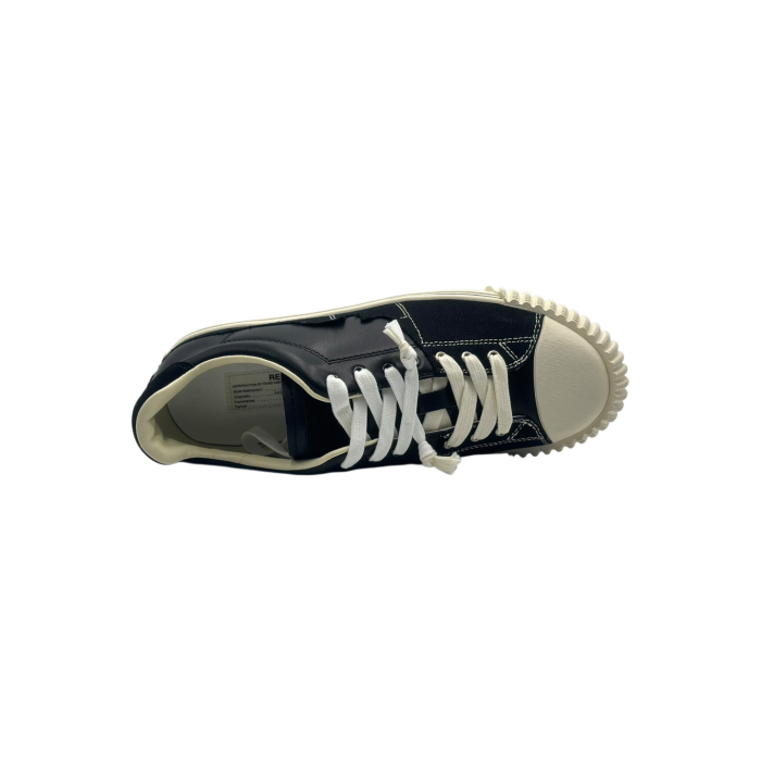 Maison Margiela New Evolution Black