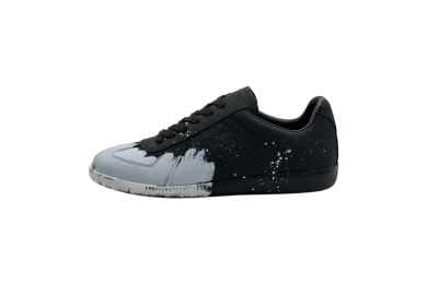 MAISON MARGIELA Replica paint splatter LTR 'Black/White'