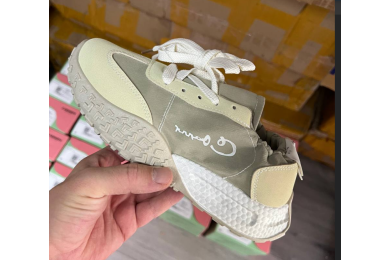 Avila Boost Khaki