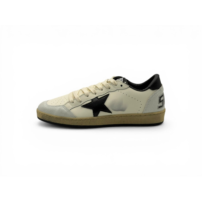 Golden Goose Ball-Star 'White Nappa / Black Star'