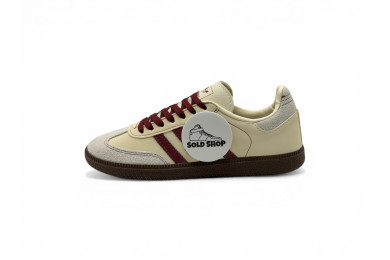 samba og 'Wonder White / Maroon'