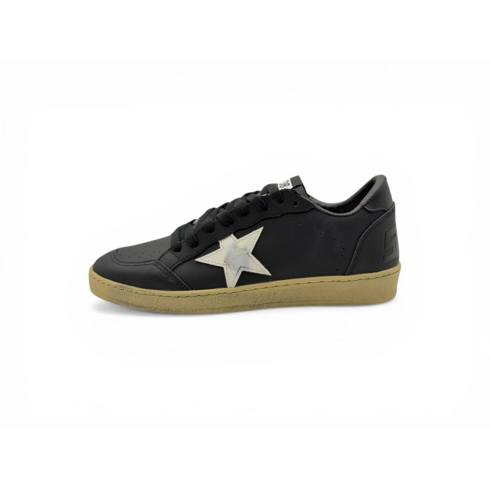 Golden Goose Ball-Star 'Black White'