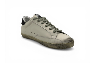 Golden Goose Super-Star 'white leather with black star'
