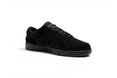 Nike Dunk Low SE 'Triple Black'