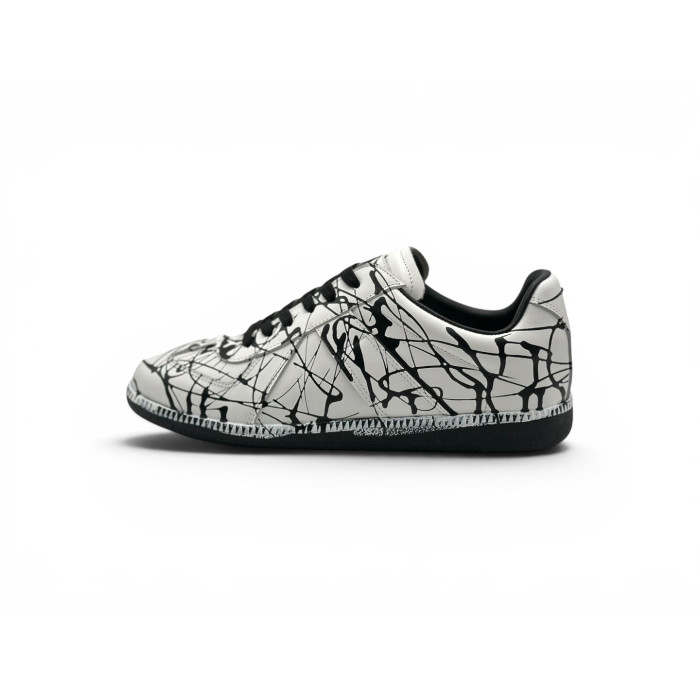 Maison Margiela Replica 'Leather Penki'