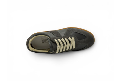 MAISON MARGIELA Replica 'Grey/gum'