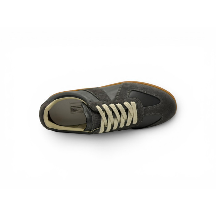 MAISON MARGIELA Replica 'Grey/gum'