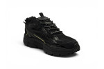 be right back OFF-WHITE 'Triple Black'