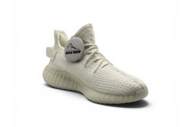 Yeezy 350 v2 'White'