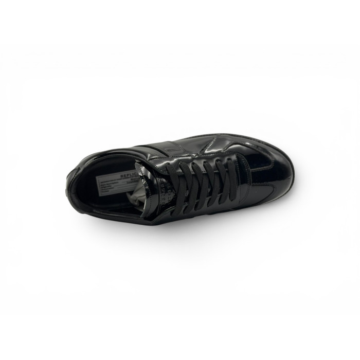 MAISON MARGIELA Replica 'Patent Black'