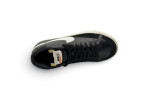 Nike blazer black