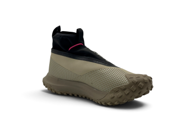 Nike ACG Mountain Fly High Beige